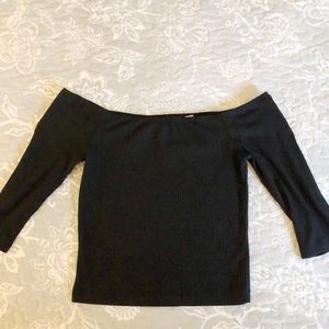 Pacsun Off the Shoulder Half-Sleeve Shirt